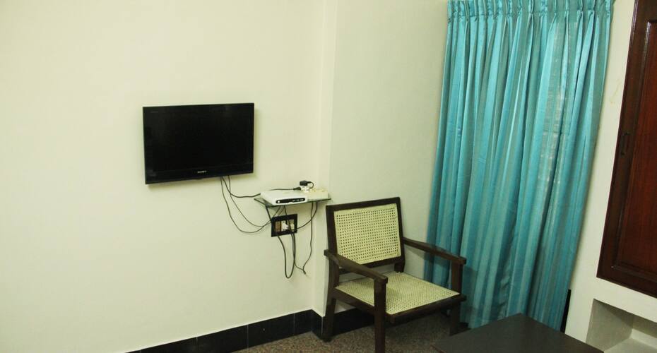 Bijus Tourist Home, Kochi 5